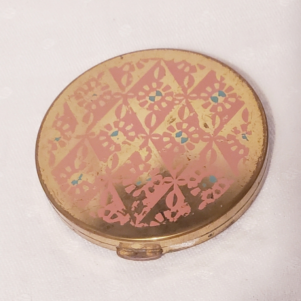 Antique Collectible Powder Compact